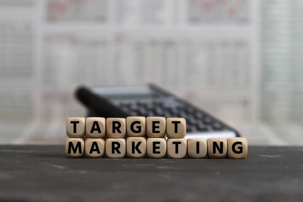 ターゲット マーケティングの手順やメリット、事例など解説！