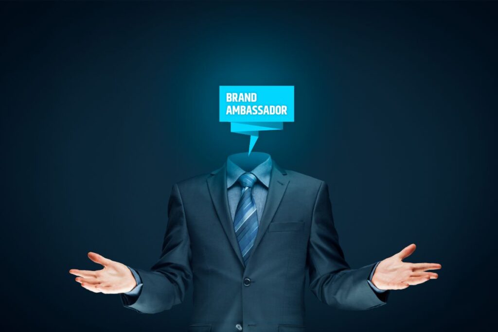 アンバサダー マーケティングの定義やメリット、事例を紹介！